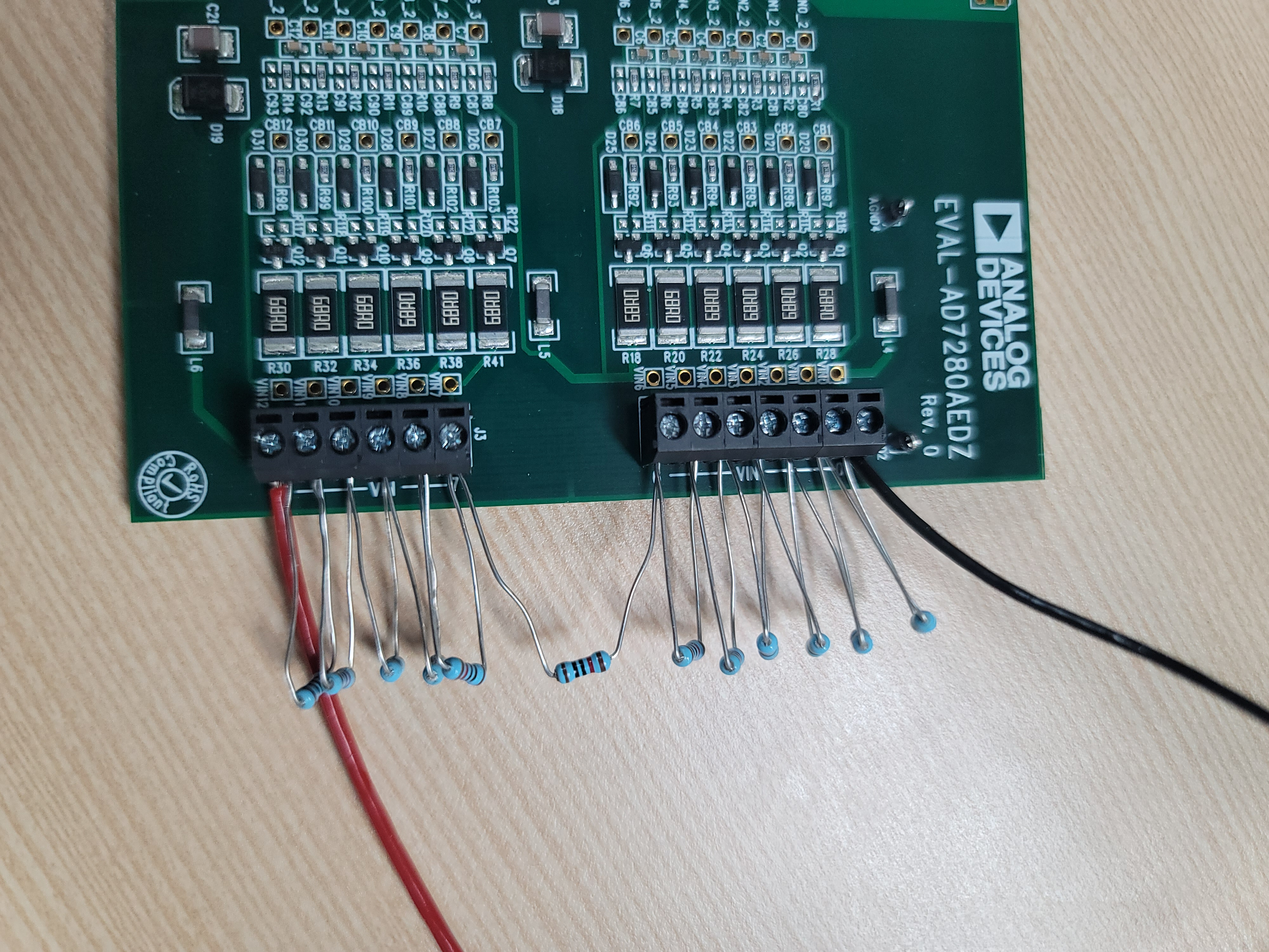 저항 분배기 연결